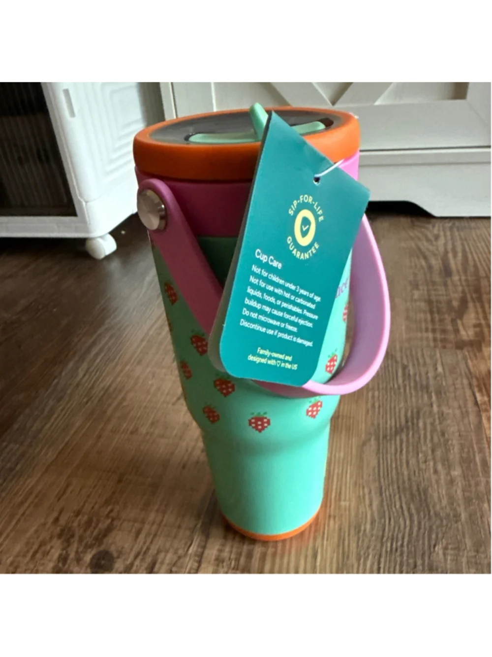 Reduce brand Water Bottle One Size Green Pink Strawberry Print 24oz